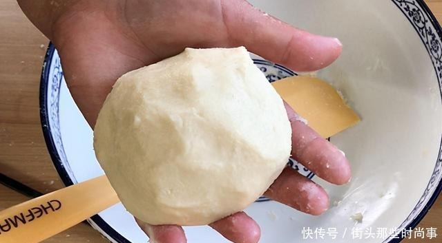 教你做开花板栗酥,内里甜蜜软糯,外皮多层酥香,一碰就掉渣