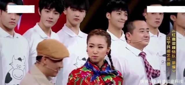 肖战|肖战两年前上《王牌对王牌》,乡土味十足,又唱又跳惨成背景板