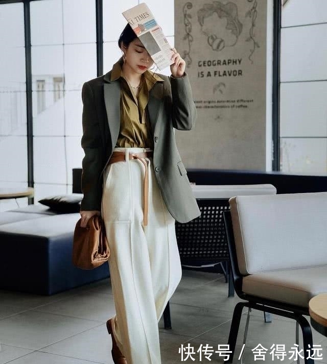 真正会穿的女人,春天穿西装不会配小脚裤,看三木就知道了!
