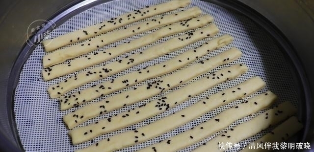 自从学会玉米面这样做,孩子隔三差五要着吃,柔软香甜,太香了