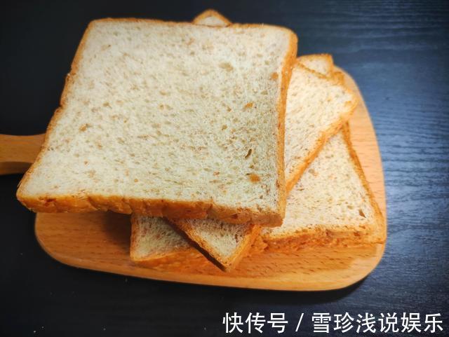 面包|给减肥的老公选了3款粗粮早餐,一周后测体重看有变化吗?