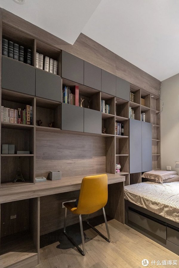 户型|沙发往前挪0.5米,客厅装成图书馆,这就是最好的“学区房”
