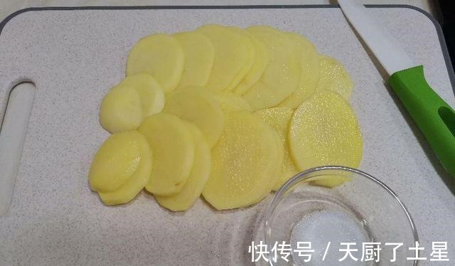 炖土豆|喜欢土豆（马铃薯）的不要错过，解锁3种美味吃法，记得收藏起来！