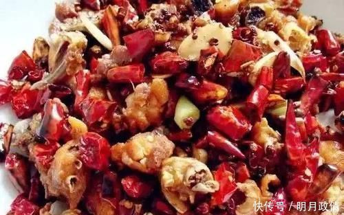 假如给你10万块，让你三分钟之内吃掉一种食物，你会选哪种挑战呢