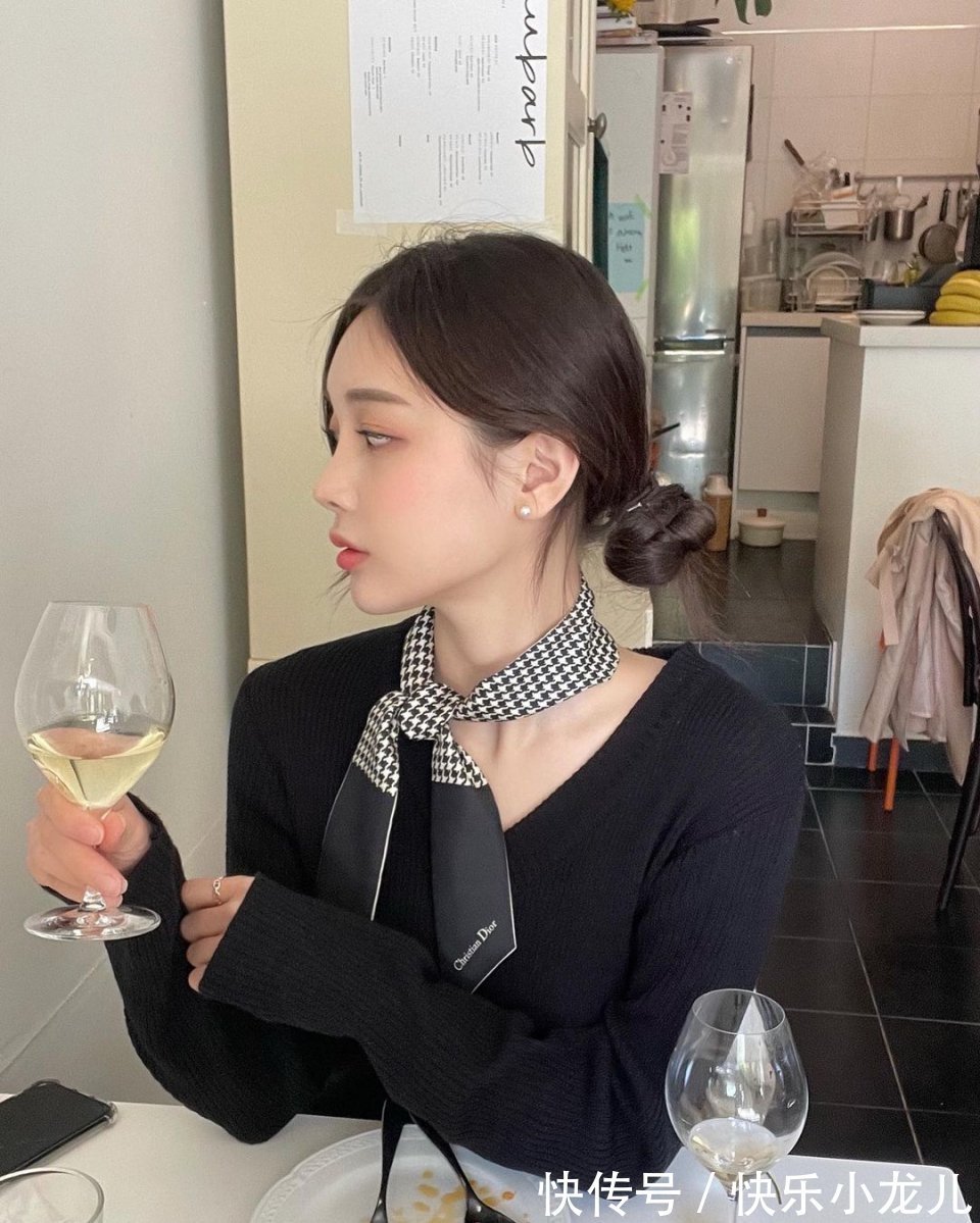 优雅 女人的精致与优雅需要修炼,穿搭模板在下面,基础款也要穿有质感