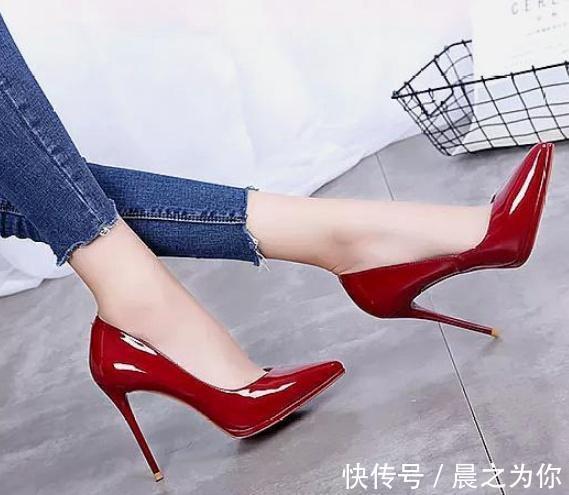 气质 穿上美腻的细跟鞋,有一种不能言语的美感!