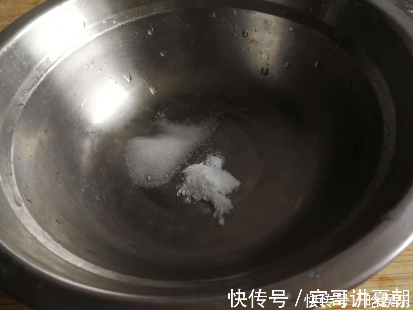 鸡蛋清|做饺子皮加鸡蛋、盐和面？换一样，饺子皮又薄又柔滑筋道，煮不烂