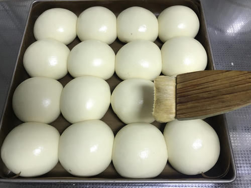 最近超火的面包做法,只需一次发酵,面包蓬松暄软,放3天也不硬