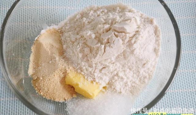 黑芝麻发糕|比奶豆更健康、比小饼更好吃,保证你和宝宝抢着吃!宝宝辅食