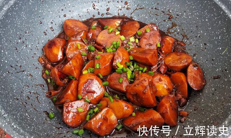 红烧芋头|秋天多给家人吃4种食材，应季而食对身体好，分享4种详细做法