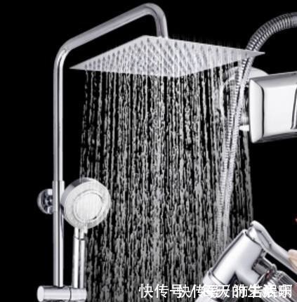 马桶|工资再低也要给卫生间装上这神器,高级又实用,老婆用了直呼过瘾!