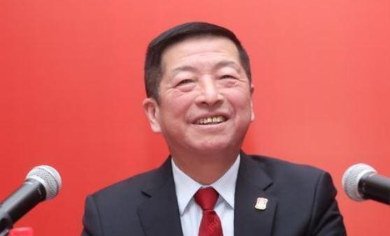 自由球员|CBA休赛期的宁静,被这个不堪之人打破了,上海纳新太多开始吐故