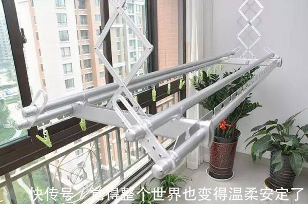 钢丝绳|阳台可以这样晒衣服,下面几种方法,就喜欢第一个