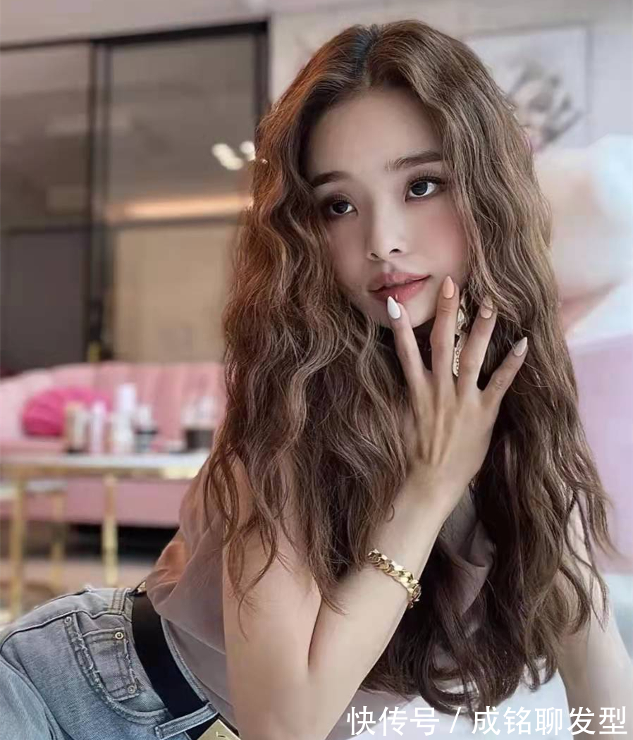 烫发 时尚的日系“羊毛卷”,慵懒随意不失精致感,洋气显白不显老