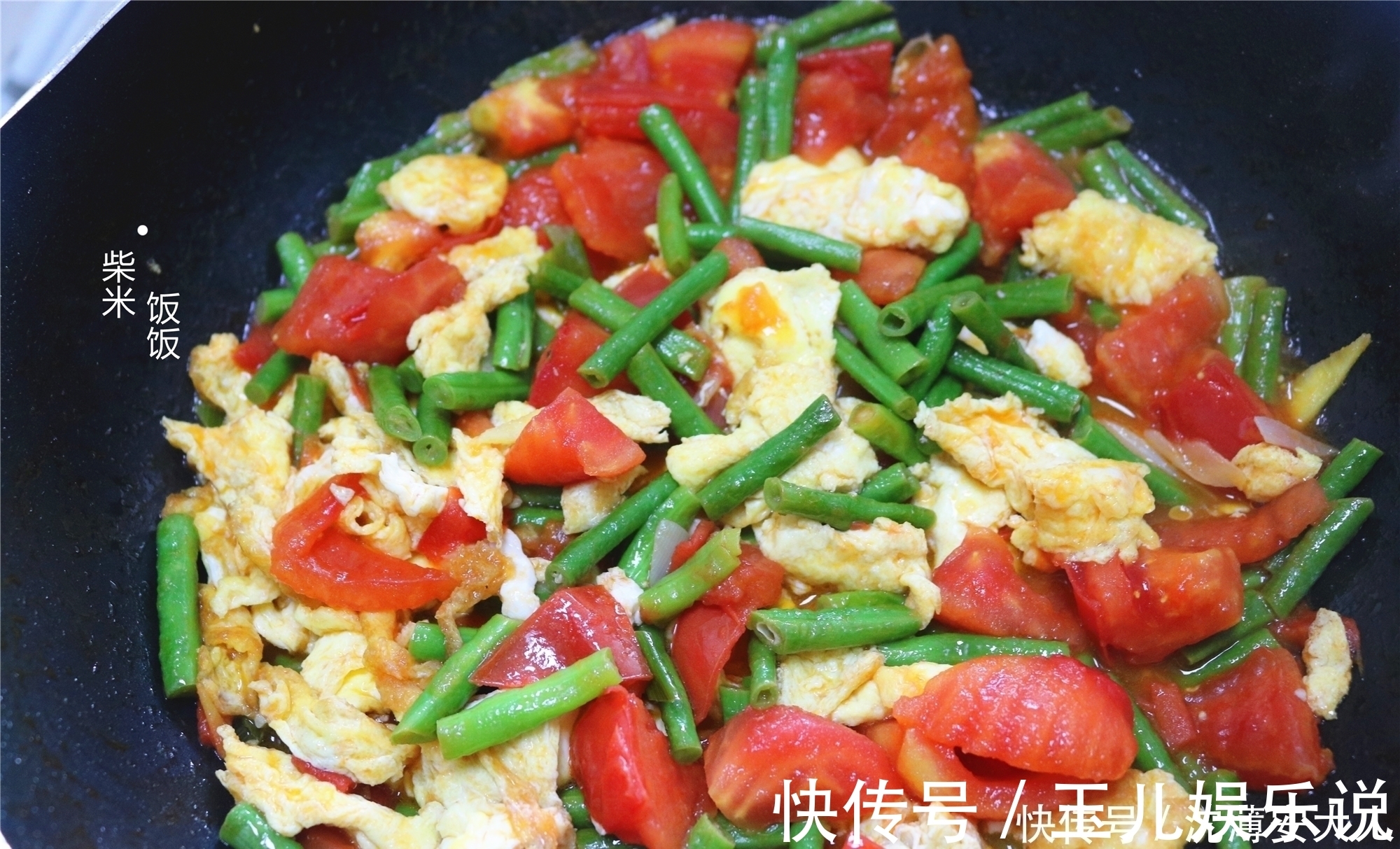 晚餐|我和女儿的晚餐,2个菜,娘俩吃得津津有味,连菜汤也不剩