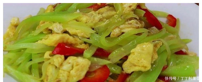 鸡蛋|莴笋最好吃做法,加2个鸡蛋,我家一周做5次,下酒下饭,香!