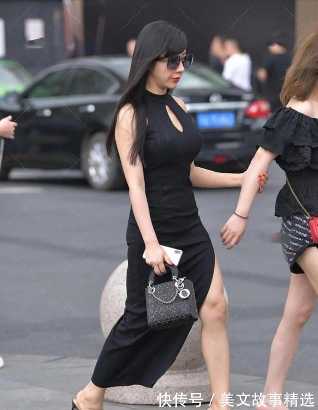 穿衣风格 漂亮的黑色连衣裙搭配尖尖的高跟鞋,气质超群,穿着有神秘感!