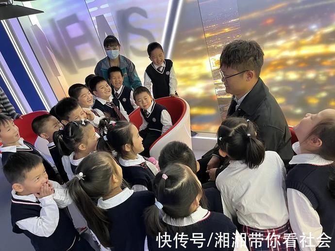 與學(xué)生課外拓展有關(guān)的新項(xiàng)目來了，近期免費(fèi)預(yù)約!