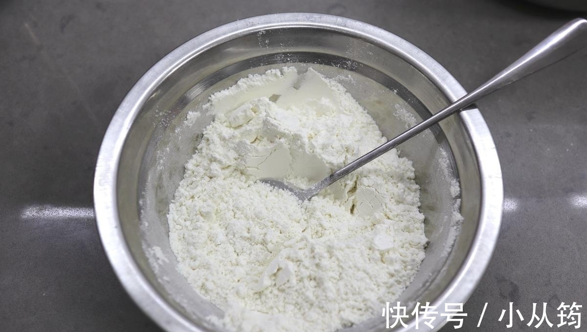 湿润|做个蛋糕零失败，存放一周不变质！放得越久，口感越棒越湿润