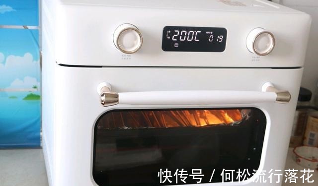 解馋快手菜孜然烤大虾，外酥里嫩味道浓郁，在家也能吃烧烤！