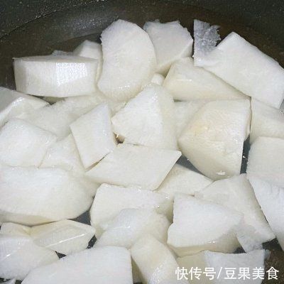 美味|「孕妇食谱」白萝卜清炖羊蝎子，清淡美味