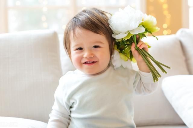 丁啦|耶鲁大学研究40年，解锁6岁前发育特点！明白这些，育儿并不难