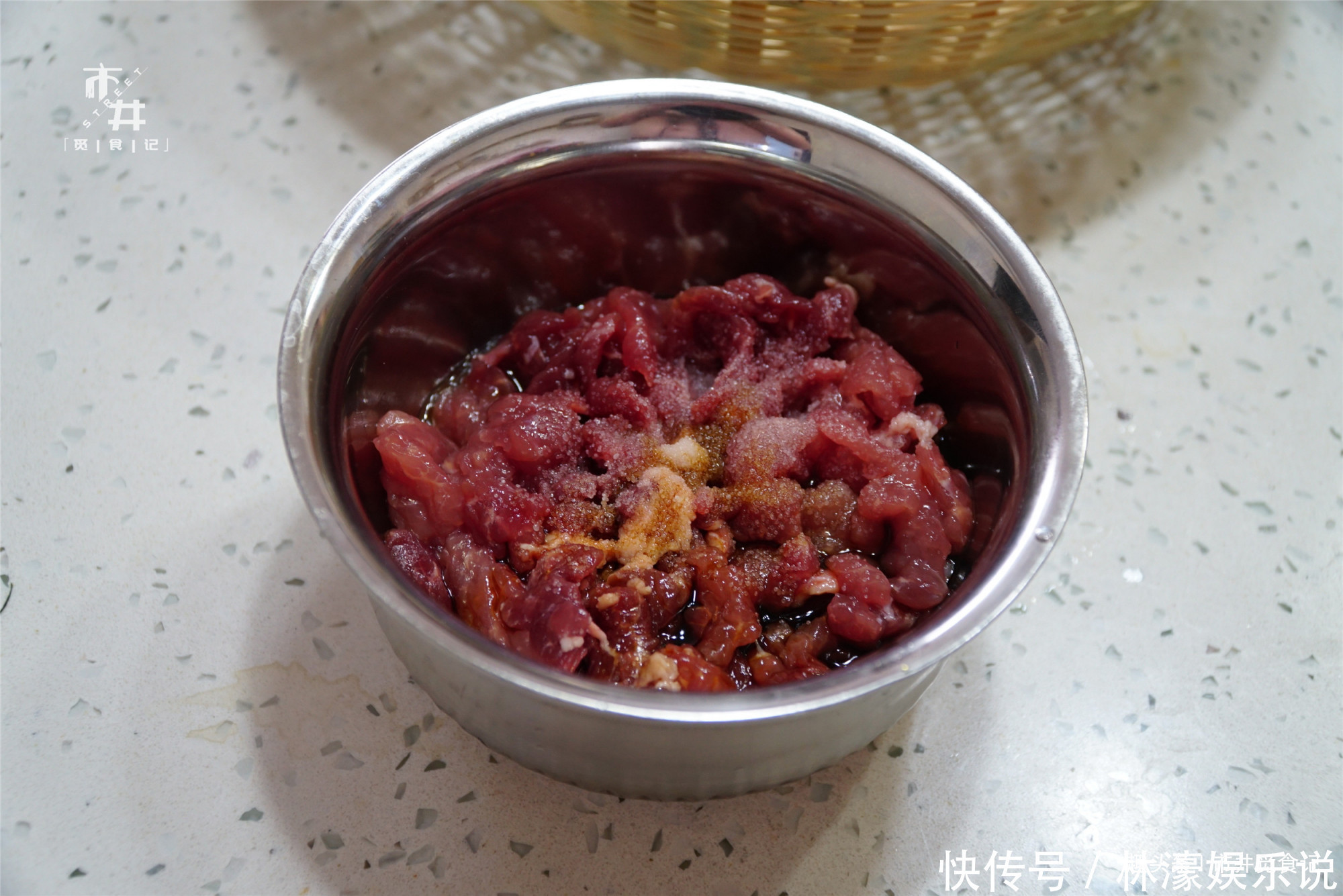 韭菜|6月,别吃老蒜苔了,这菜比蒜苔嫩,比韭菜香,生津开胃,鲜香!