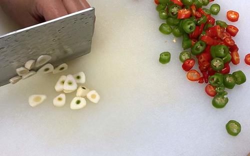  碗中|冬季这菜大量上市，1块钱1斤，加1把花生米，做1次能吃3天