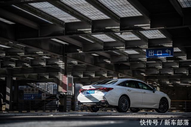 探索|用数字打破传统艺术局限 与亚洲龙一起探索人生之境