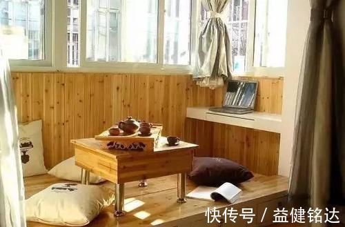 阳台上|阳台装修这么漂亮,客人更喜欢坐阳台!