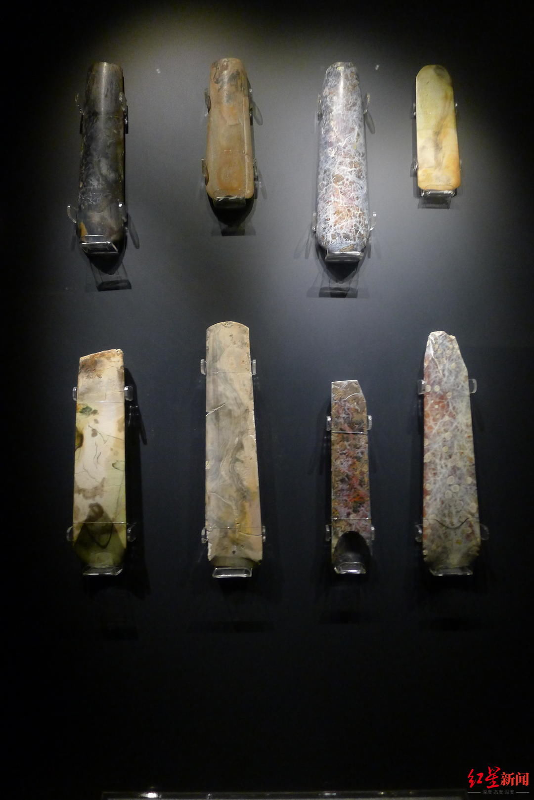 红星新闻记者|三星堆发现一把奇特软玉织刀？专家：质地和金沙遗址的玉器很接近