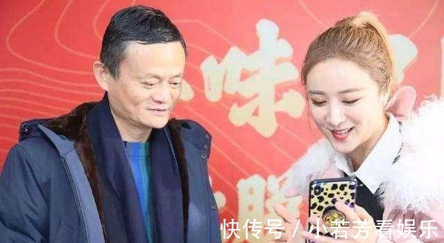 薇娅|薇娅直播的懒人伞一夜爆红,40度出门不怕晒,网友:这么简单?