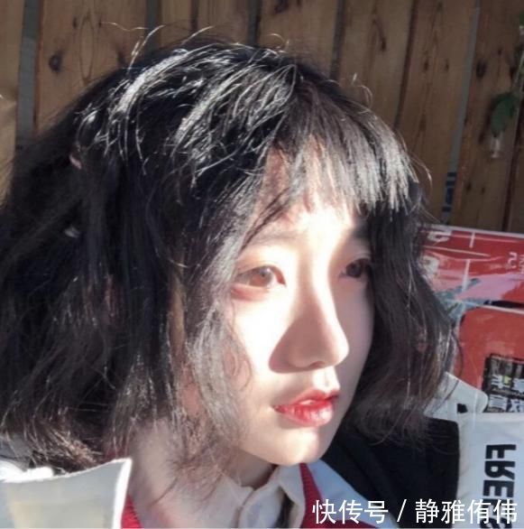 女生脸上有这3条线，才是妥妥的美人坯子，中一条异性缘挤破头