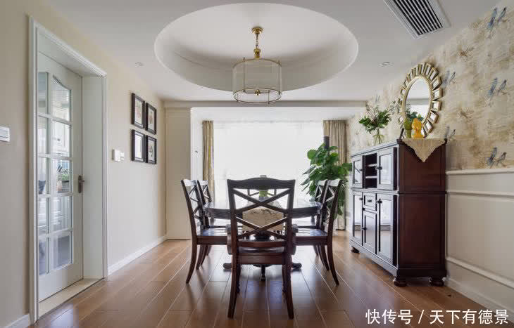 邻居|170平新房,进门就被玄关迷住了,中式装修很大气,邻居约饭请教