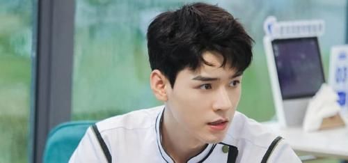 龚俊|龚俊告别《中餐厅5》，顶流之后，为什么是檀健次“接班”？