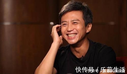 綜藝人|鄧超參加節(jié)目被姐姐團簇擁求合照,接地氣滿足要求,鹿晗反被冷落