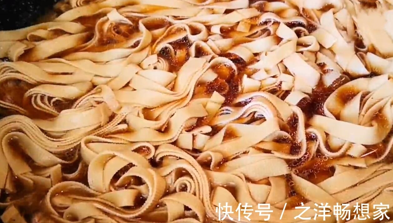 葱白|干豆腐最好吃的做法，香味浓郁，又滑又嫩，不光下饭还下酒