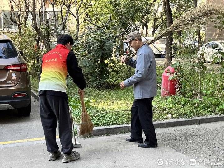 志愿者们|壹点公益星｜脚踏实地助人不负青春！大学生彭安童用行动播撒爱