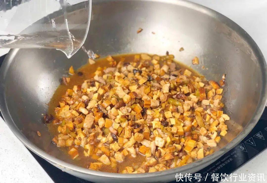 排队3小时都买不到的早餐,现在配方一次性给你!香到孩子直舔盘!