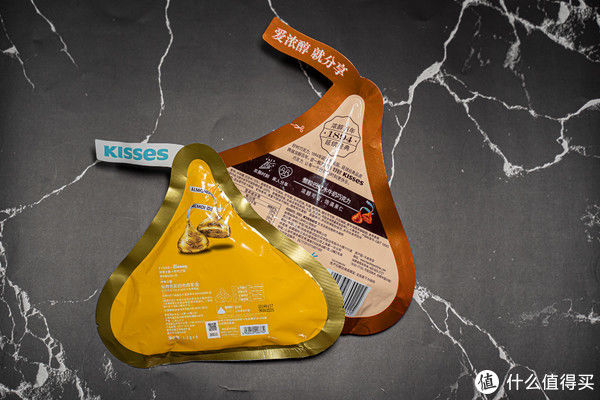 小伊蒂之屋??KISSES，巧克力般可爱的眼影评测