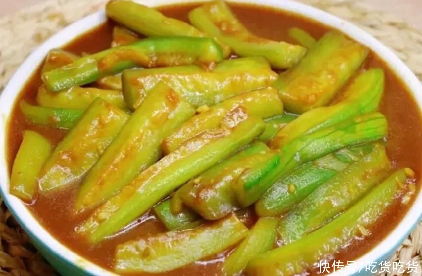 美食|美食推荐：酱焖丝瓜，清蒸鲜虾，青椒胗花，湖南小炒肉
