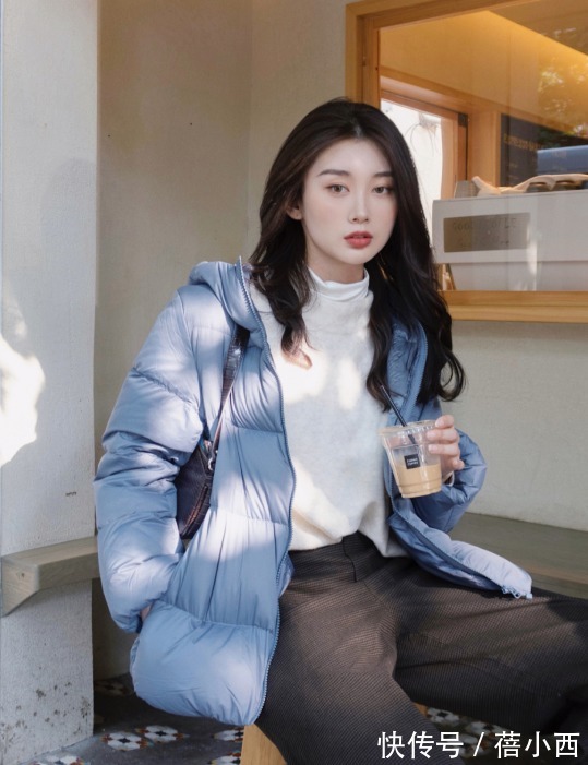 半身裙|原来羽绒服这么穿能优化比例!学会选款和搭配,让你的气质更出众