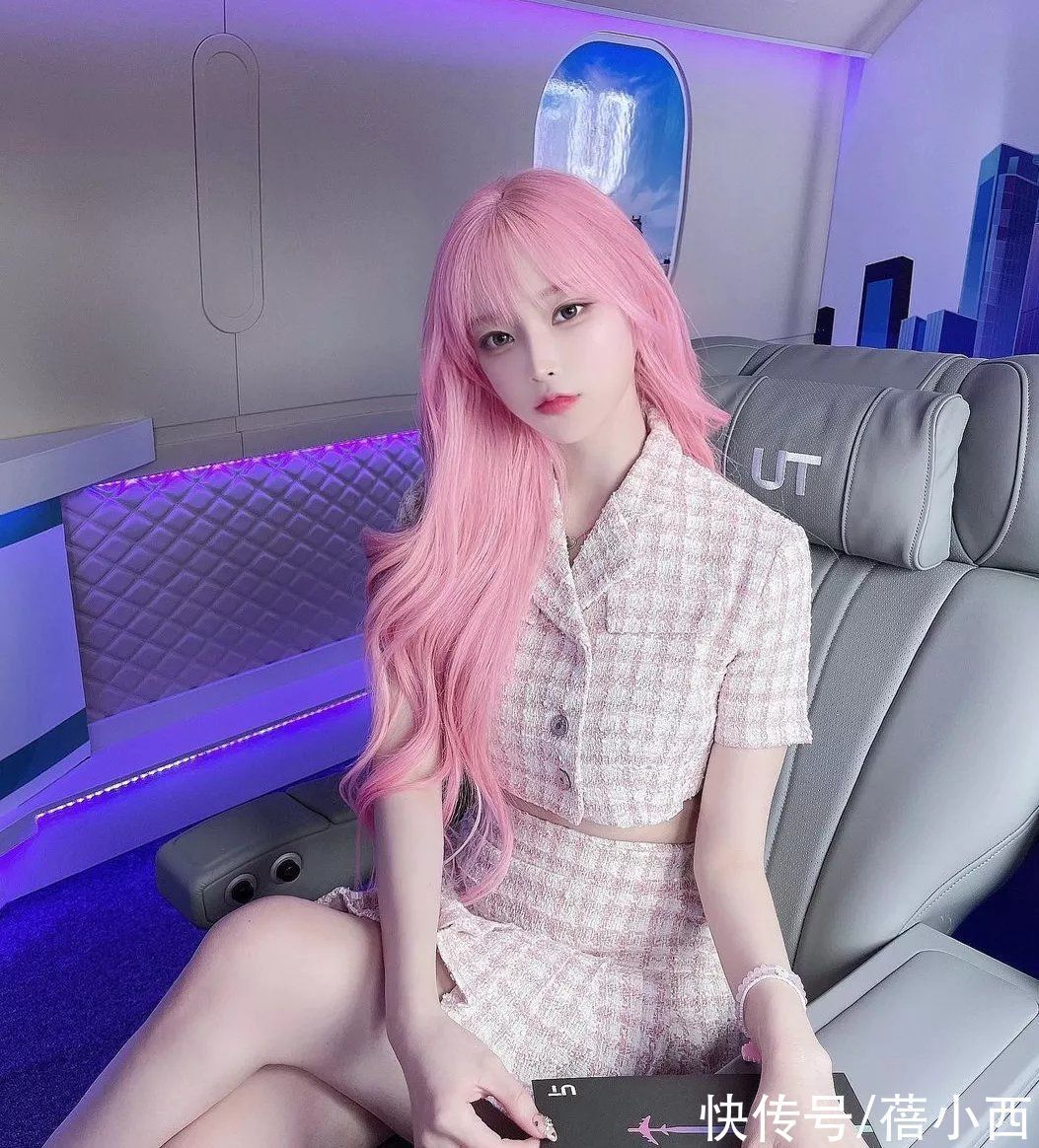 发型 今秋别留黑长直了,试试这“4种”气质发型,减龄还显脸小