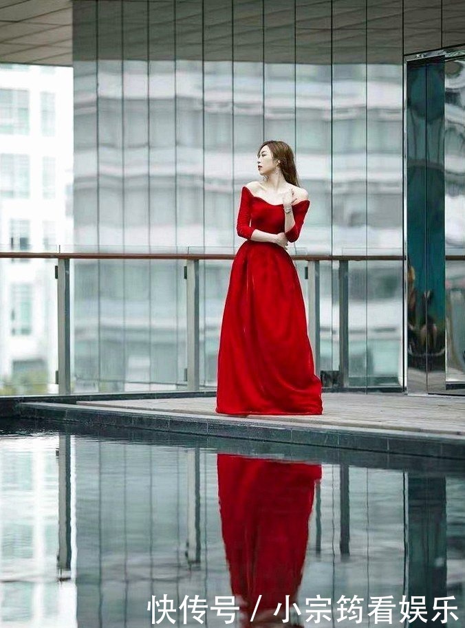 让本人|举手投足都透漏着高贵的气息,穿出轻熟的美