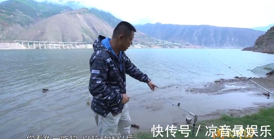 钓鱼界|李大毛：钓鱼界的第一游钓达人，手竿“擒获”150斤巨青一战成名