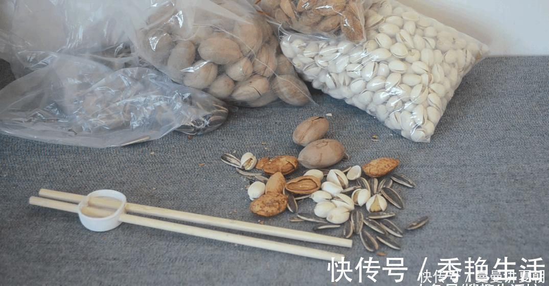 用处|干果好吃但壳难剥 教你一招自制剥干果神器, 省钱又实用