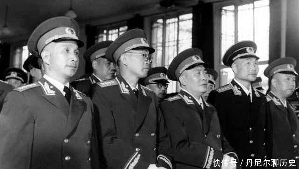 大将|他是红四方面军参谋长,15位部下成大将和上将,为何55年被授中将