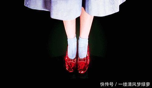 自带|夏末秋初穿什么鞋选择这些自带buff的人气款,不再乱穿鞋