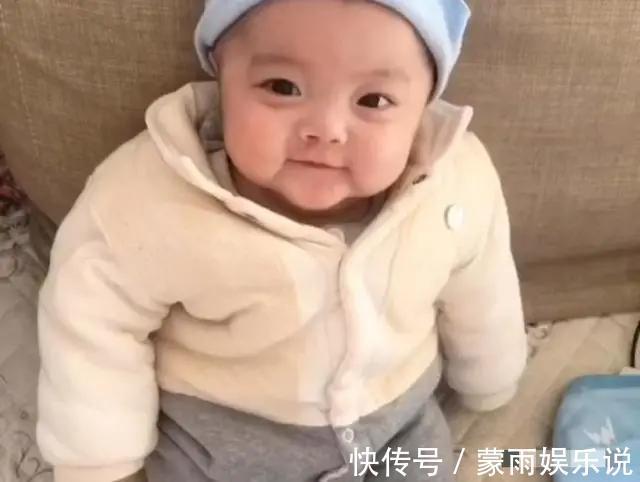 宝妈|“丑哭宝妈”的网红宝宝逆袭成功,当初你嫌我丑,如今我给你好看