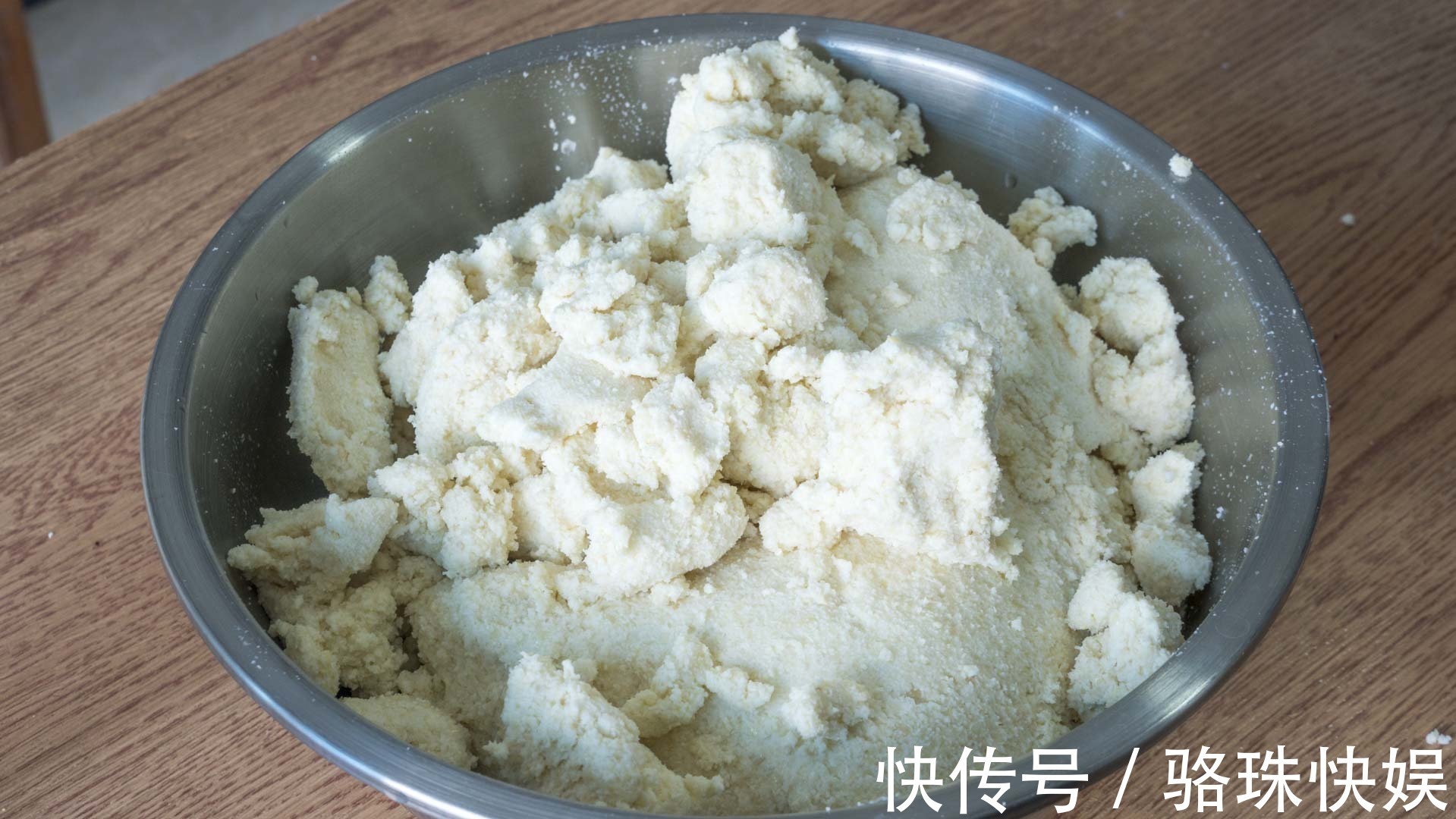 添加|在家做豆腐，2斤黄豆出8斤豆腐，健康零添加，做法简单又好吃